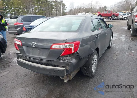 2014 Toyota Camry Le z USA, uszkodzony, nr VIN 4T4BF1FK7ER342794